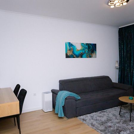 Elysian Urbanscape Brown, 2 Rooms, Near Bucharest Chiajna Экстерьер фото