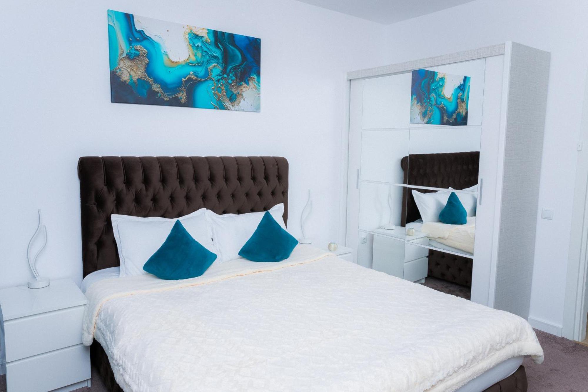 Elysian Urbanscape Brown, 2 Rooms, Near Bucharest Chiajna Экстерьер фото