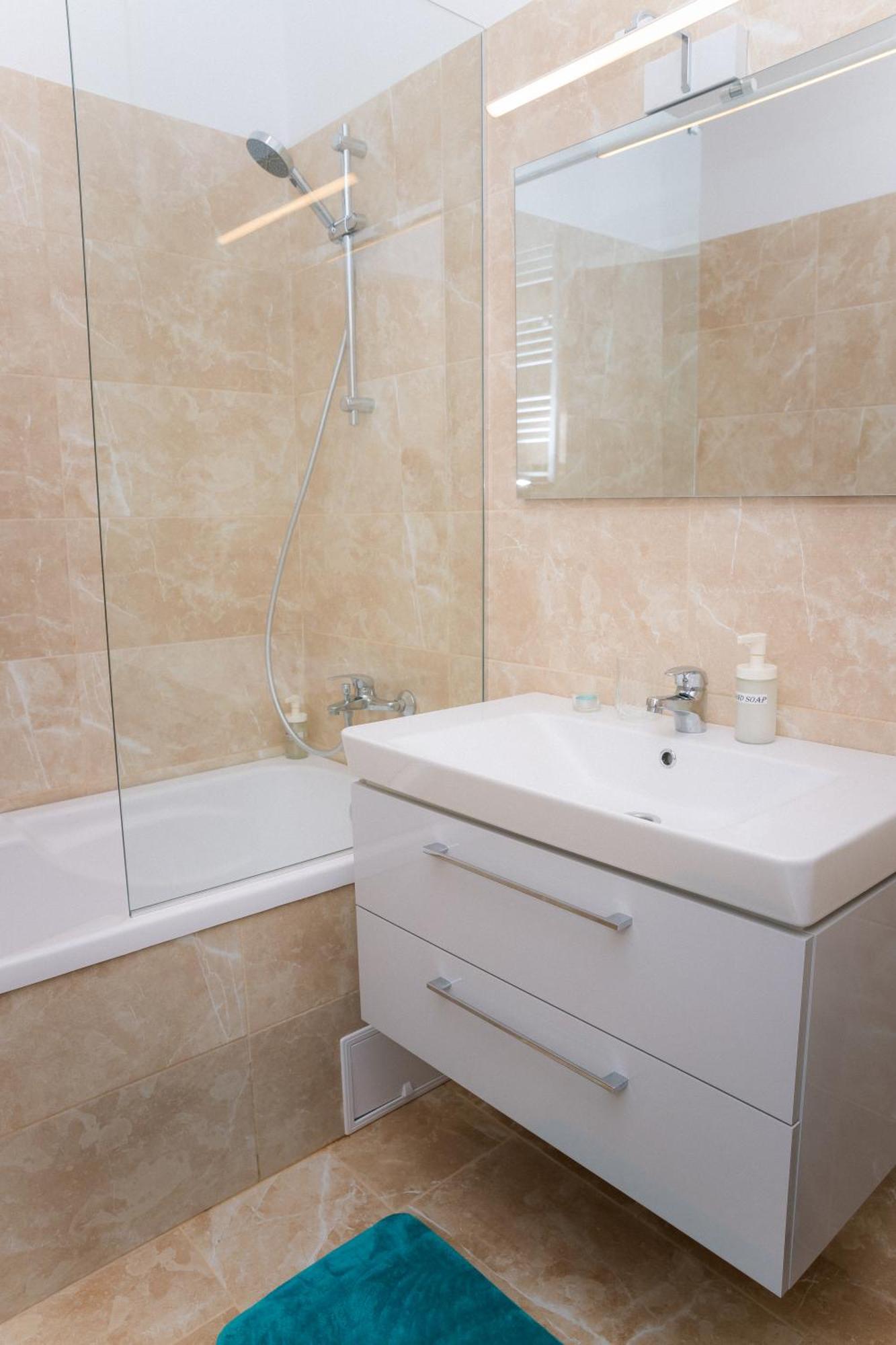 Elysian Urbanscape Brown, 2 Rooms, Near Bucharest Chiajna Экстерьер фото