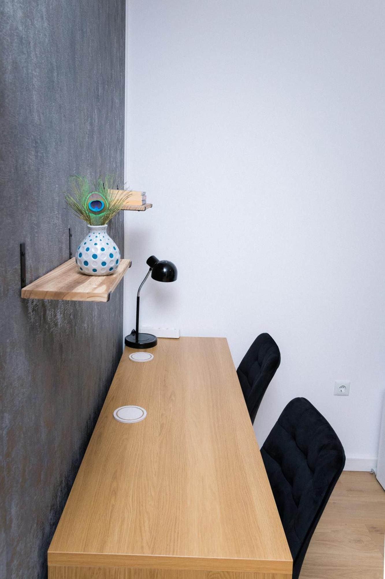 Elysian Urbanscape Brown, 2 Rooms, Near Bucharest Chiajna Экстерьер фото